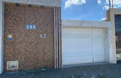 Casa à venda em aquiraz – espaço e conforto para sua família!