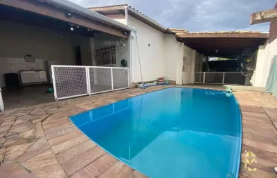 Casa com 3 quartos à venda na Avenida São Pedro, 1490, Jardim América, Taubaté