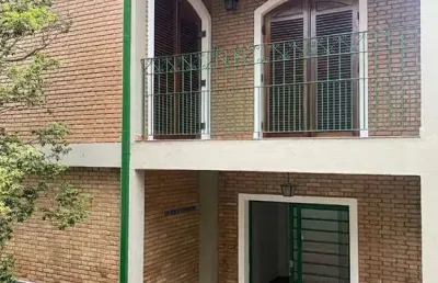 Casa com 3 quartos à venda na Rua Professor Nelson Campello, 315, Centro, Taubaté