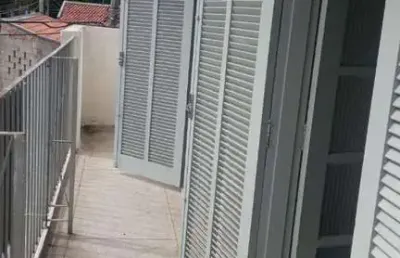 Apartamento com 2 quartos para alugar na Rua Voluntário Benedito Sérgio, 611, Estiva, Taubaté