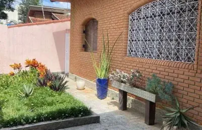 Casa com 3 quartos à venda na Rua Nicarágua, 149, Jardim das Nações, Taubaté