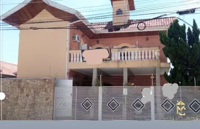 Casa comercial com 2 salas para alugar na Avenida Brigadeiro José Vicente de Faria Lima, 730, Jardim Maria Augusta, Taubaté