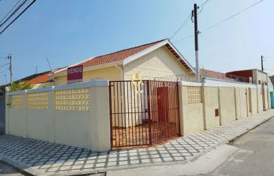 Casa à venda em excelente localização no centro de taubaté