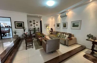 Casa com 4 quartos para alugar na Avenida John Fitzgerald Kenedy, 1251, Jardim das Nações, Taubaté