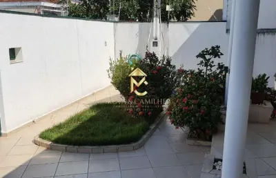 Casa com 3 quartos à venda na Rua Antônio Valente da Silva, 125, Centro, Taubaté