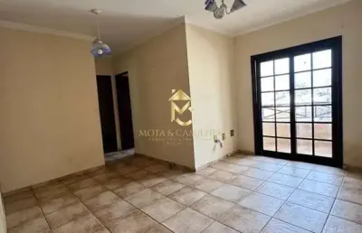 Apartamento com sacada para locação condomínio versalhes bairro vila das graças