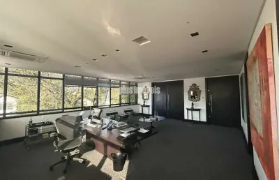 Cidade jardim 650,0m² área construída, 700,0m² área de terreno 17 vagas de garagem