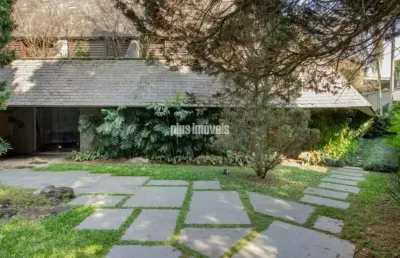 Morumbi nobre 820,0m²ac - 1.700,0m² área de terreno, 4 suítes, 5 gar - piscina e churrasqueira