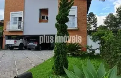 Espetacular casa reformada, em santana de parnaíba!