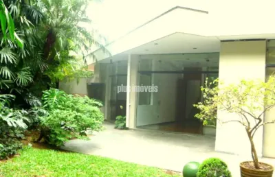 Casa em rua fechada 4 suites 4 salas 4 vagas no morumbi