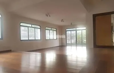 Abaixo da avaliação -  próximo a escola graduada 234,0m²au 3 suítes - 3 gar