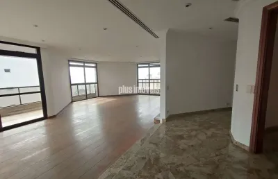 Próximo ao graded scchool -  triplex com 637,0m² au 4 suítes 4 gar  -