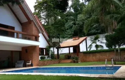 Casa em condomínio fechado com 4 quartos para alugar na Rua Jaime Costa, 300, Panamby, São Paulo