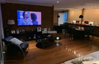 Nobre!!  diferenciado!!próximo ao ibirapuera!! pronto p morar! marque uma visita!!!