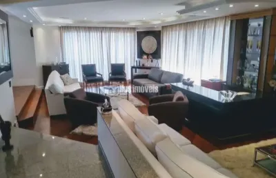 Apartamento com 4 quartos e 5 banheiros à venda, 272 m²