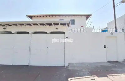 Excelente sobrado próximo ao colégio santo américo 234,om², 281,0m² área de terreno
