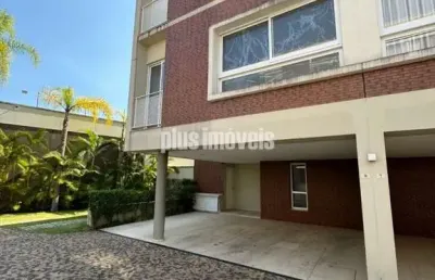 Casa em condomínio fechado, área privativa: 320,0m², 4 suítes, 3 vagas