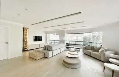 Apartamento tipo para venda com 3 quartos, sendo 3 suítes, 192m²