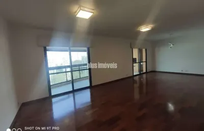 Villaggio panamby -  192,41m²au  4 suítes - 4 gar, depósito - terraço gourmet voltado para o bosque.