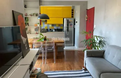 Apartamento à venda - 2 quartos -53m² - reformado - sacomã