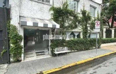 Casa comercial com 7 salas para alugar na Rua Jacurici, 47, Itaim Bibi, São Paulo