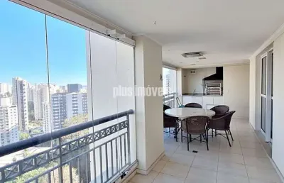 Próximo a escola graduada 401,m²au 4 suítes, 5 vagas de garagem