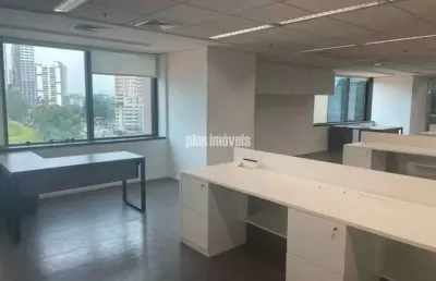 Pinheiros 775,0m², salas reformadas, 9 banheiros, 12 vagas.