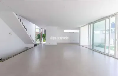Casa em condomínio fechado com 4 quartos à venda na Rua Cristóvão Pereira, 529, Campo Belo, São Paulo