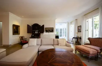 Cidade jardim!  casa em condominío 330,0m²ac 3 suítes , 4 vagas