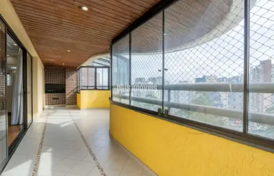 173,0m²au 4 dormitórios, sendo 3 suítes, e vagas de garagem