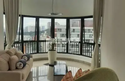 Quem procura conforto ,  cobertura mobiliada,com piscina e churrasqueira