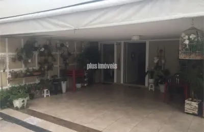 Casa à venda no bairro planalto paulista 5 dormitórios com piscina