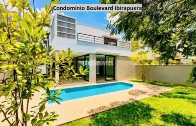 Condomínio fechado  -  455,0m² área privativa 3 suítes  3 vagas de graagem -  piscina
