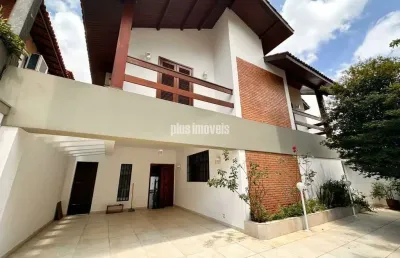 Sobrado com 4 quartos e 6 banheiros à venda, 280 m²