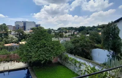 Casa assobradada  3 quartos 3 suites 4 vagas no morumbi