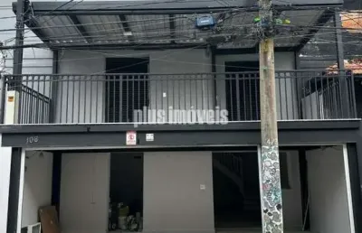 Casa sobrado 118 m² ,comercial , totalmente reformado ,  4 salas , 4 banheiros , px metro ana rosa