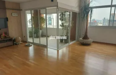 Imponente duplex, charmoso e cobiçado em pinheiros!