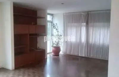Exelente oportunidade para morar bem, no coração dos jardins.