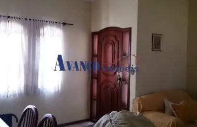 Vila progresso - sobrado dividido em 2 casas - aceita permuta