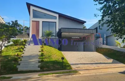 Villagio paradiso - maravilhosa casa nova, térrea e com piscina
