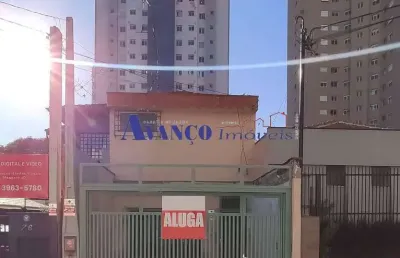 Casa comercial finalizando reforma em ótima localização no centro