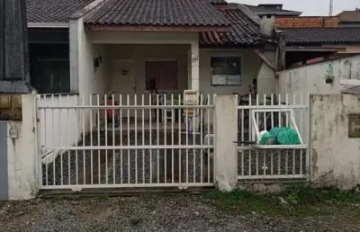 Geminado térreo com 02 dormitórios e cozinha mobiliada para vender, bairro vila nova