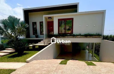 Casa com 3 suites , piscina e academia privativa completa em condominio