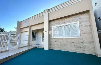 Casa com 4 quartos à venda na baln arroio do silva, 12, centro, balneário arroio do silva por r$ 890.000