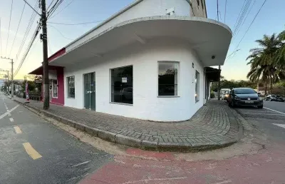 Sala comercial para alugar na Rua Aristiliano Ramos, 200, Das Capitais, Timbó