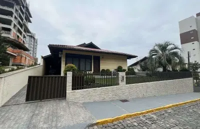Casa com 3 quartos para alugar na Rua Exp Pedro Joao Silva, 50, Das Capitais, Timbó
