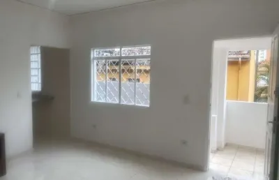 Casa térrea raridade vende travessa guacá, 2 dorms. suite vaga de garagem