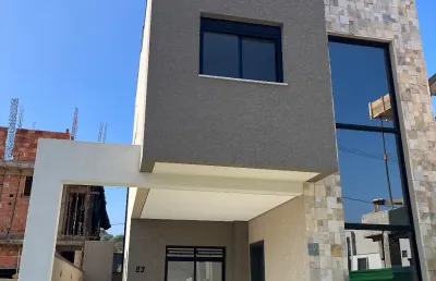 Casa em condomínio fechado com 3 quartos à venda na Rua Irma Schreiner Maran, Santa Cândida, Curitiba