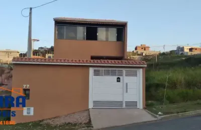 Casa a venda em bairro planejado, aceita financiamento bancário