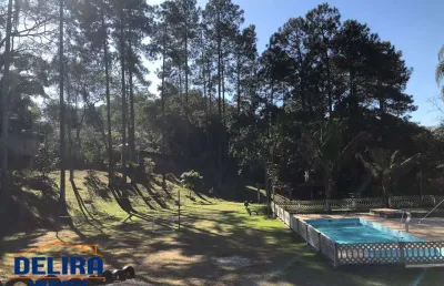 Sítio com 15 mil m² composto por 15 lotes de 1.000m² cada.